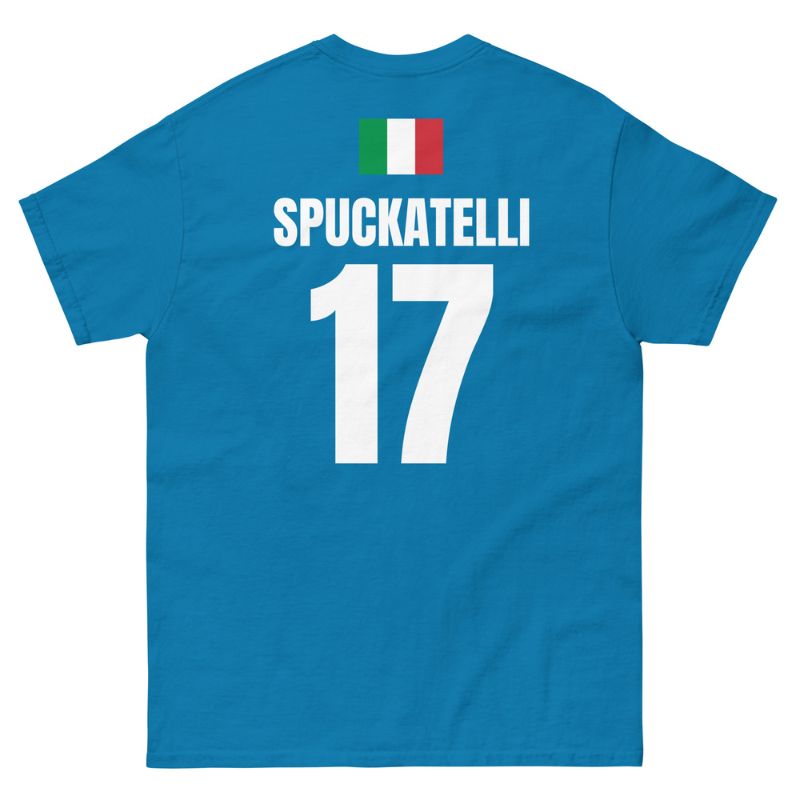 Hellblaues Italien T-Shirt als Rückansicht mit Italien-Flagge, Name SPUCKATELLI und Nummer 17, freigestelltes Shirt