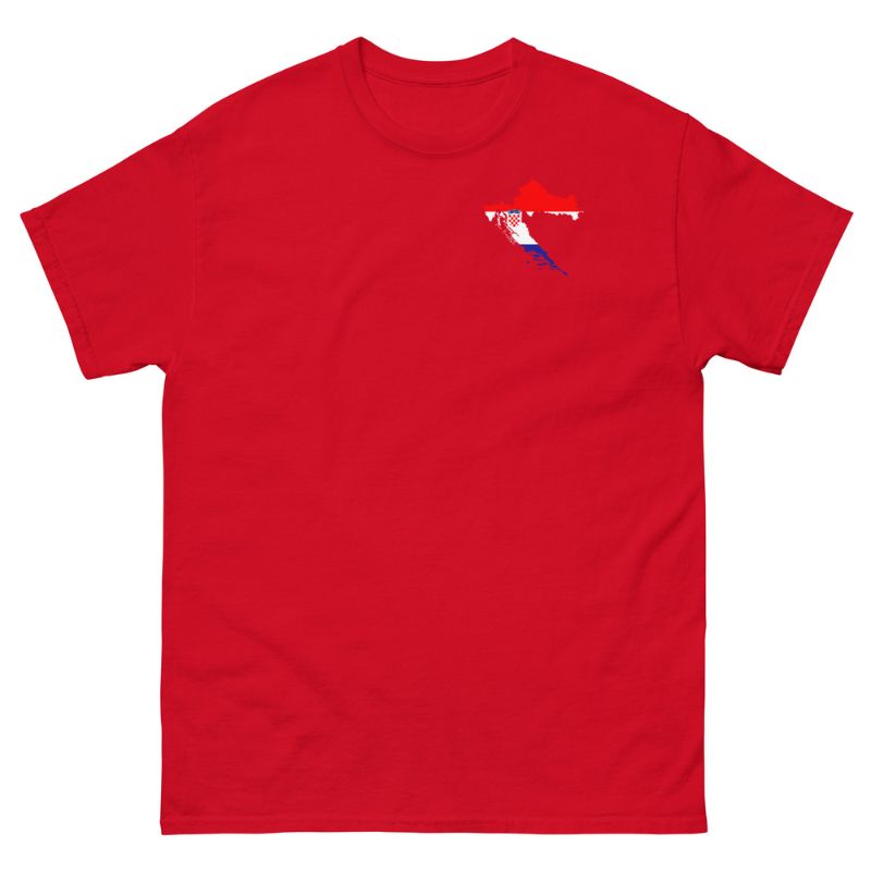 Vorderseite eines roten Kroatien T-Shirt mit kleinem Brust-Badge in Landesform und Kroatien-Flagge.