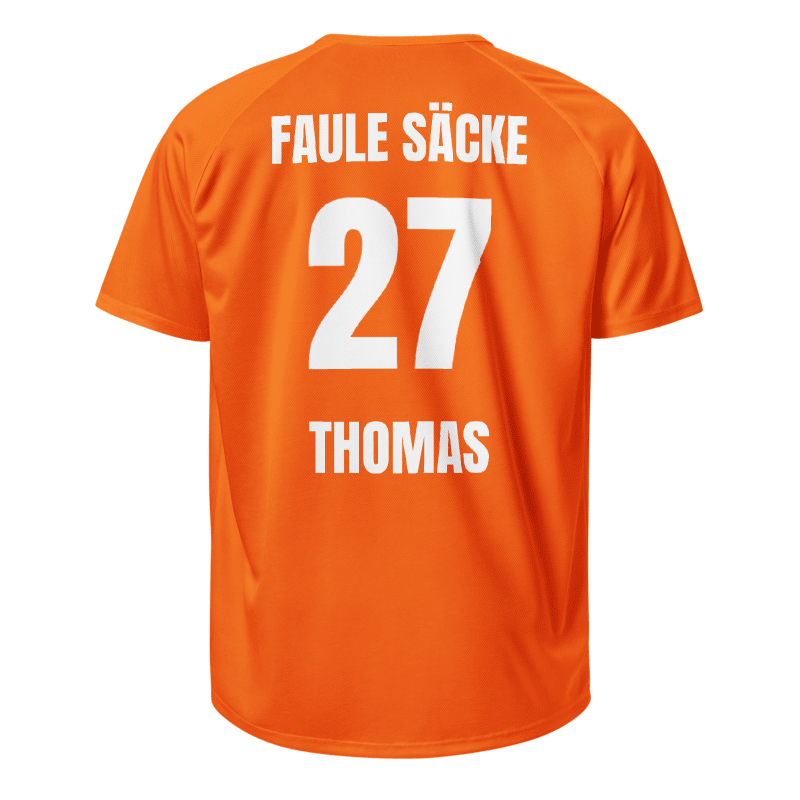 Freisteller Rückseite: orange Trikot mit „FAULE SÄCKE“, Nummer 27 und „THOMAS“, Fantrikot mit Name & Nummer.